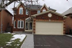 5202 BUTTERMILL COURT  Mississauga, ON L5V 1S4