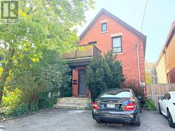 B - 150 FLORENCE STREET  Ottawa, ON K1R 5N4