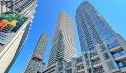 606 - 2221 YONGE STREET  Toronto, ON M4S 0B8
