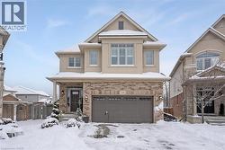 168 ECHOVALLEY Drive Stoney Creek, ON L8J 0H2