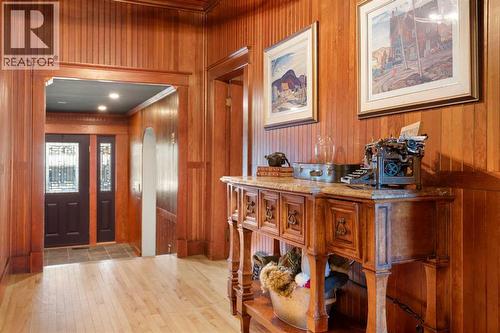 Hallway - 10507 Bradbury Drive Sw, Calgary, AB - Indoor Photo Showing Other Room