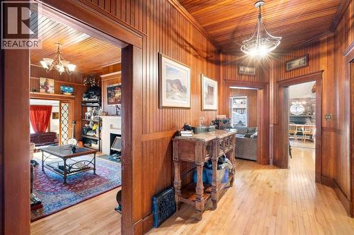 Hallway - 10507 Bradbury Drive Sw, Calgary, AB - Indoor