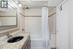 Guest Bathroom - 
