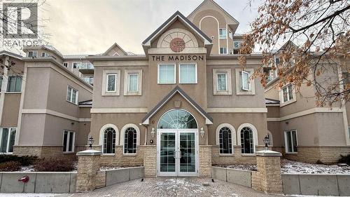 208, 1507 Centre A Street NE  Calgary, AB T2E 2Z8