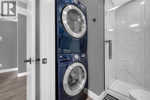 6022 Martingrove Road Ne, Calgary, AB - Indoor Photo Showing Laundry Room