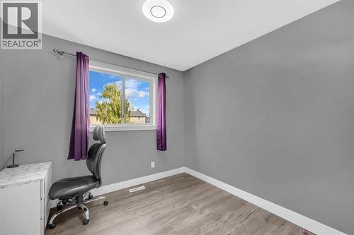 6022 Martingrove Road Ne, Calgary, AB - Indoor