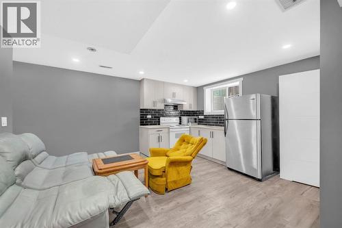 6022 Martingrove Road Ne, Calgary, AB - Indoor