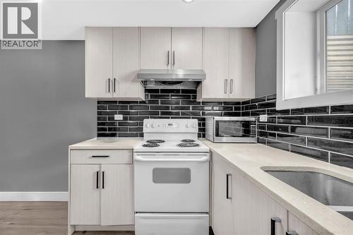 6022 Martingrove Road Ne, Calgary, AB - Indoor Photo Showing Kitchen