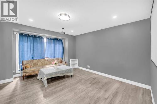 6022 Martingrove Road Ne, Calgary, AB - Indoor