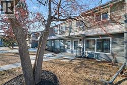 15, 999 Canyon Meadows Drive SW  Calgary, AB T2W 2S6