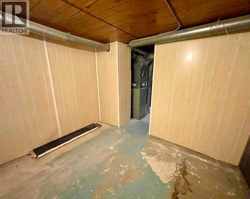 614 7 Avenue, Wainwright, AB - Indoor Photo Showing Other Room