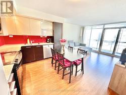 1610 - 8 TELEGRAM MEWS  Toronto, ON M5V 3Z5