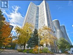 3208 - 3650 KANEFF CRESCENT  Mississauga, ON L5A 4A1