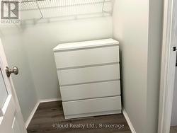 Master Bedroom Walk in Closet - 