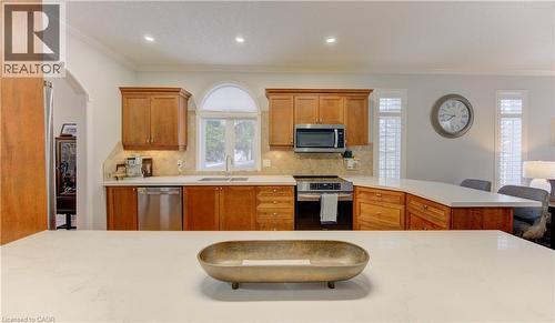 200 Dearborn Boulevard, Waterloo, ON - Indoor Photo Showing Kitchen