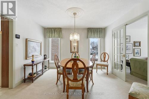 2320 Homer Drive, Burlington, ON - Indoor Photo Showing Dining Room