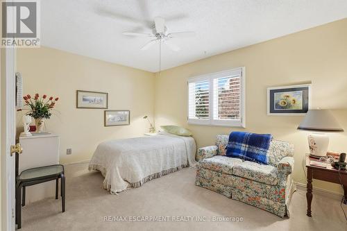 2320 Homer Drive, Burlington, ON - Indoor Photo Showing Bedroom