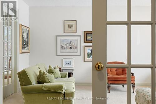 2320 Homer Drive, Burlington, ON - Indoor Photo Showing Other Room