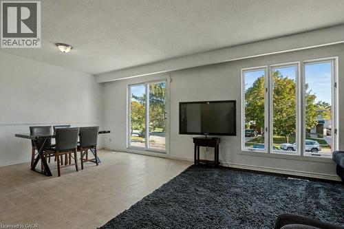 125 Ingleside Drive, Kitchener, ON - Indoor