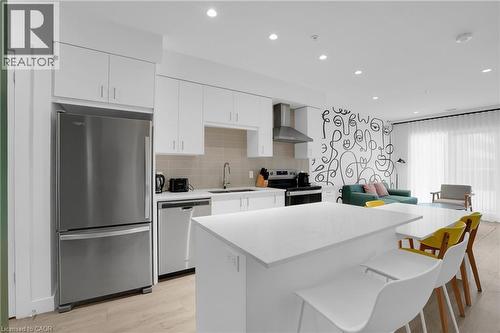 15 GLEBE Street Unit# 605  Cambridge, ON N1S 2L8