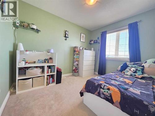 Bedroom #1 - 1, 2602 11 Avenue, Wainwright, AB - Indoor Photo Showing Bedroom