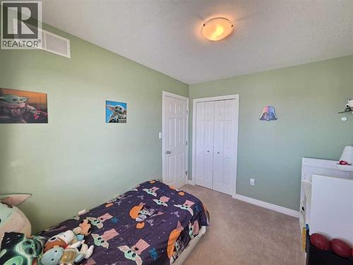 1, 2602 11 Avenue, Wainwright, AB - Indoor Photo Showing Bedroom