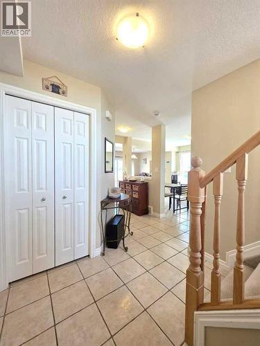 Entrance - 1, 2602 11 Avenue, Wainwright, AB - Indoor Photo Showing Other Room