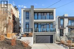 1248 16A Street NW  Calgary, AB T2N 2E1