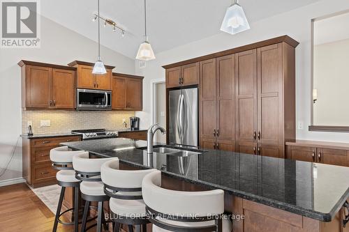 111 - 2250 Buroak Drive, London North (North S), ON - Indoor