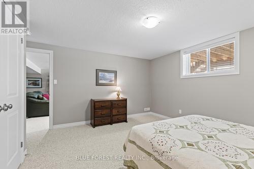 111 - 2250 Buroak Drive, London North (North S), ON - Indoor Photo Showing Bedroom