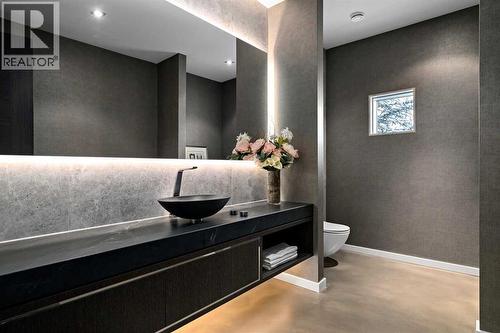 25 Posthill Drive Sw, Calgary, AB - Indoor Photo Showing Other Room