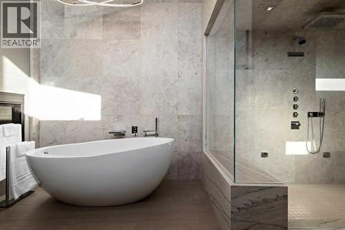 25 Posthill Drive Sw, Calgary, AB - Indoor Photo Showing Bathroom