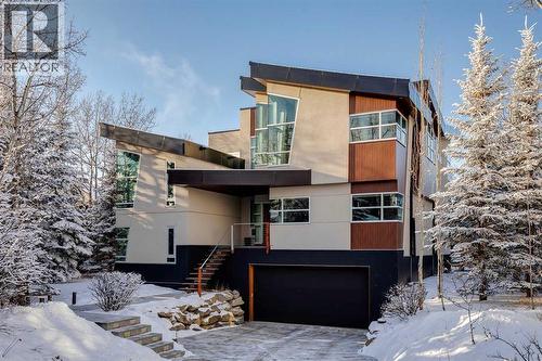 25 Posthill Drive Sw, Calgary, AB - Outdoor