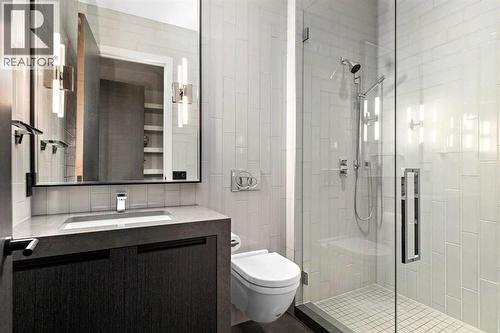 25 Posthill Drive Sw, Calgary, AB - Indoor Photo Showing Bathroom