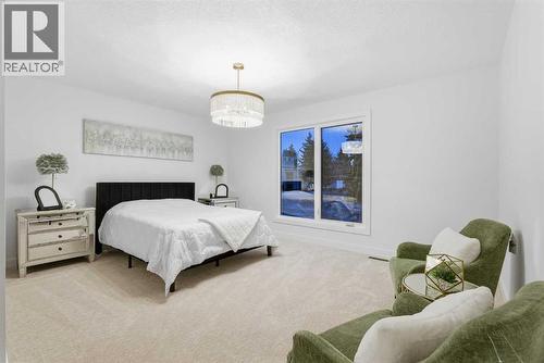 4904 Valiant Drive Nw, Calgary, AB - Indoor Photo Showing Bedroom