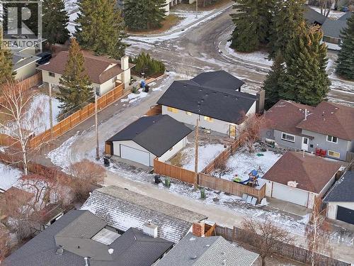 4904 Valiant Drive Nw, Calgary, AB - Outdoor