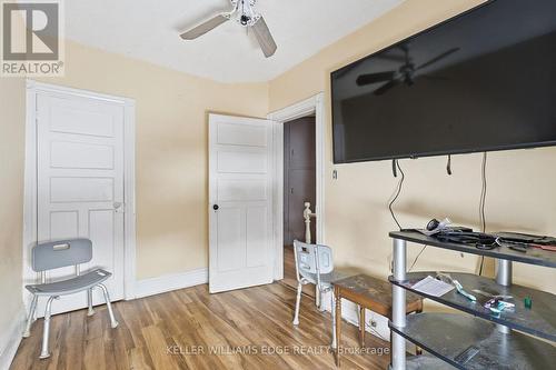 24 Fullerton Avenue, Hamilton, ON - Indoor Photo Showing Other Room