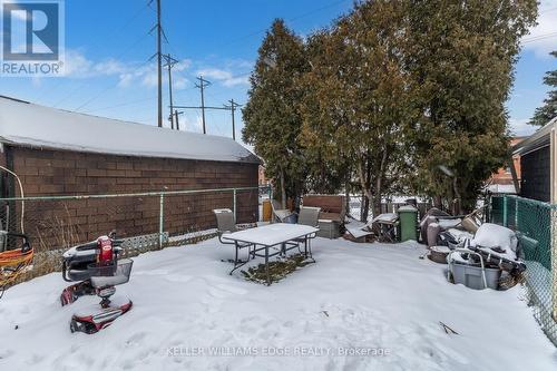 24 Fullerton Avenue, Hamilton, ON - Outdoor