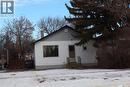 315 7Th Avenue E, Assiniboia, SK  - Outdoor 