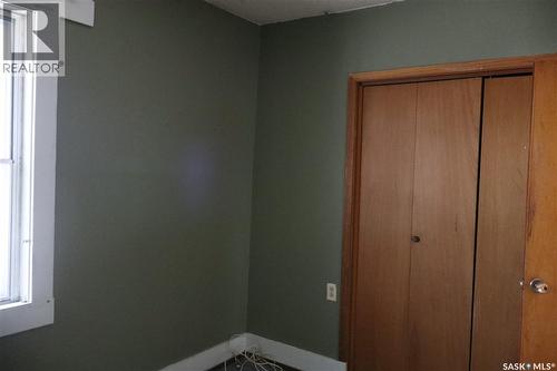 315 7Th Avenue E, Assiniboia, SK - Indoor Photo Showing Other Room