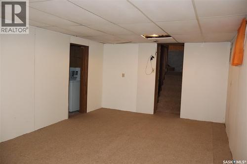 315 7Th Avenue E, Assiniboia, SK - Indoor Photo Showing Other Room