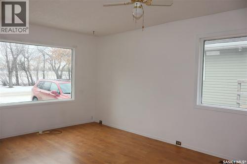 315 7Th Avenue E, Assiniboia, SK - Indoor Photo Showing Other Room