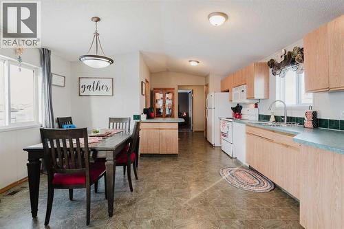 9614 103 Avenue, Clairmont, AB - Indoor