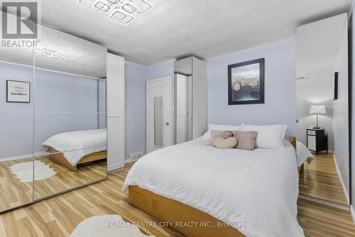 71 Sunray Avenue, London South (South V), ON - Indoor Photo Showing Bedroom