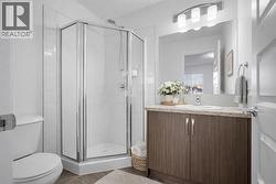 Ensuite Bathroom - 