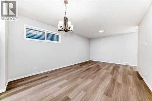 32 Creekview Common Sw, Calgary, AB - Indoor Photo Showing Other Room