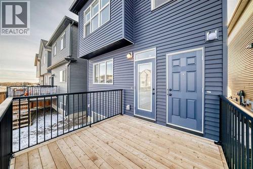 32 Creekview Common Sw, Calgary, AB - Outdoor With Exterior