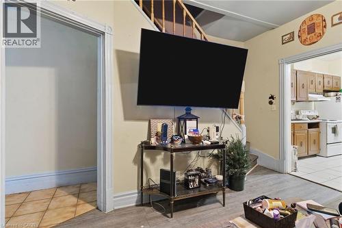 24 Fullerton Avenue, Hamilton, ON - Indoor