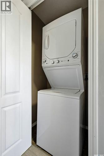 3826 Cormorant Drive E, Regina, SK - Indoor Photo Showing Laundry Room