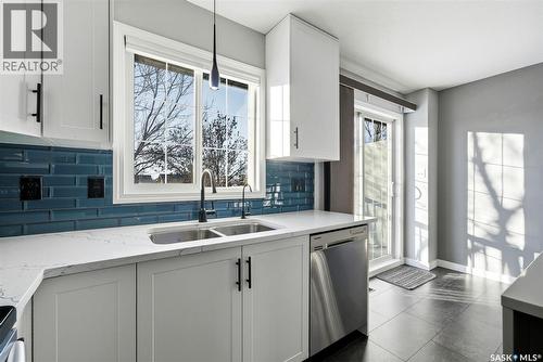3826 Cormorant Drive E, Regina, SK - Indoor Photo Showing Kitchen With Double Sink
